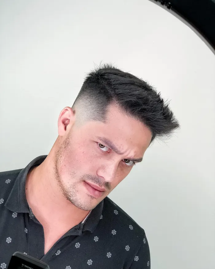 Corte feito por aluno do Intensivo